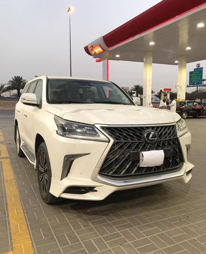  I want to sell My LEXUS LX570 2016 MODEL 