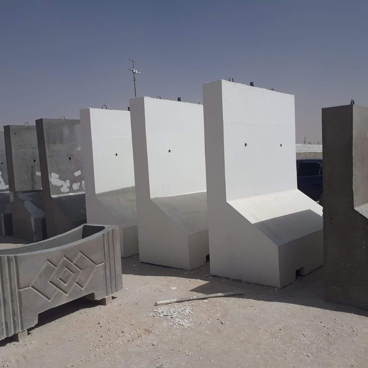 مناهل خرسانيه بالرياض 0500596998