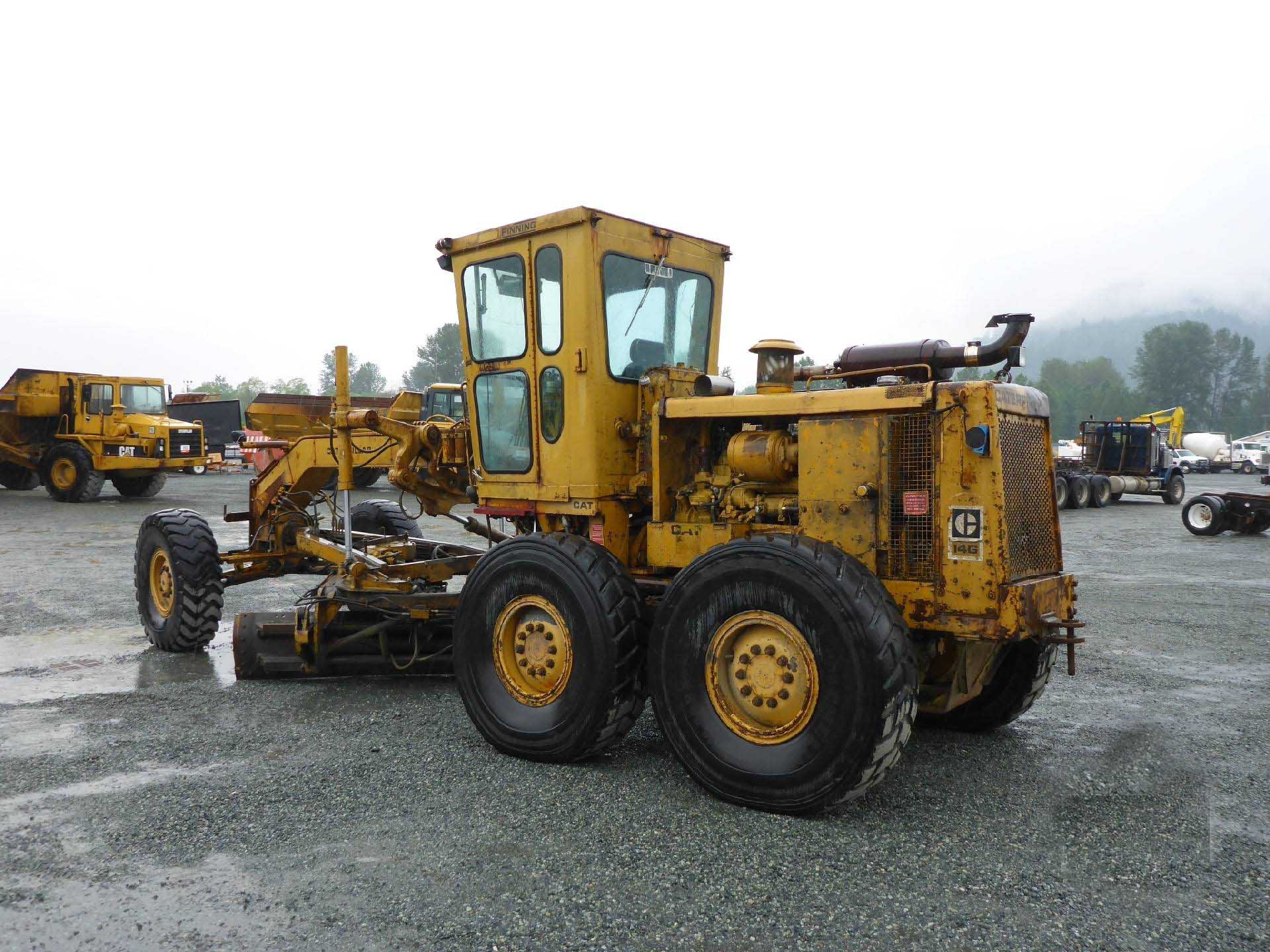 IT# 244-1975 CATERPILLAR 14G Motor Grader 