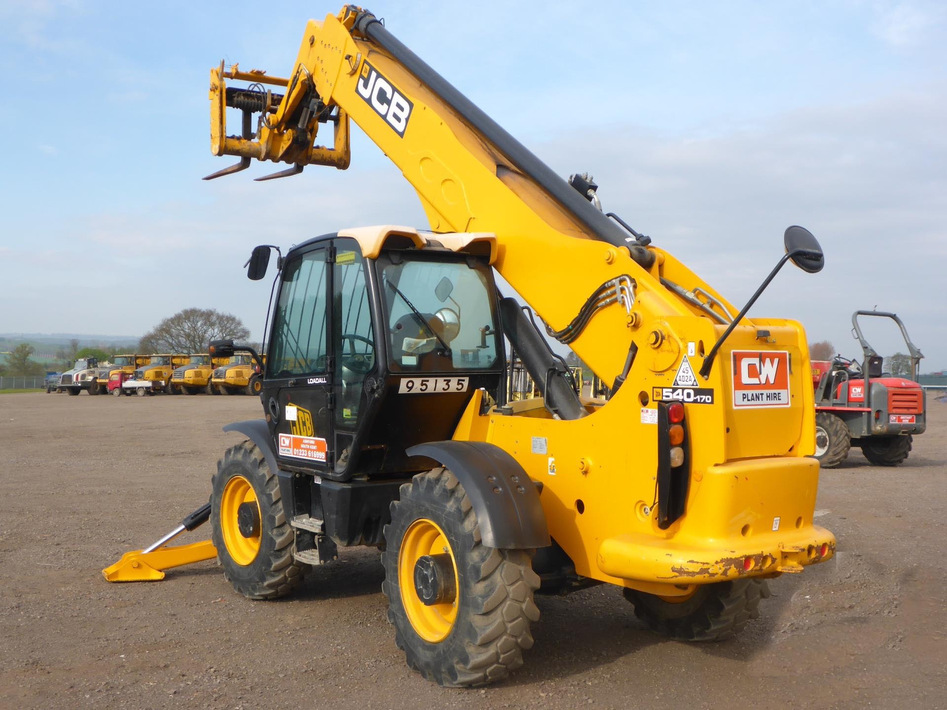 IT# 69-2011 JCB 540-170 4x4x4 Telescopic Forklift