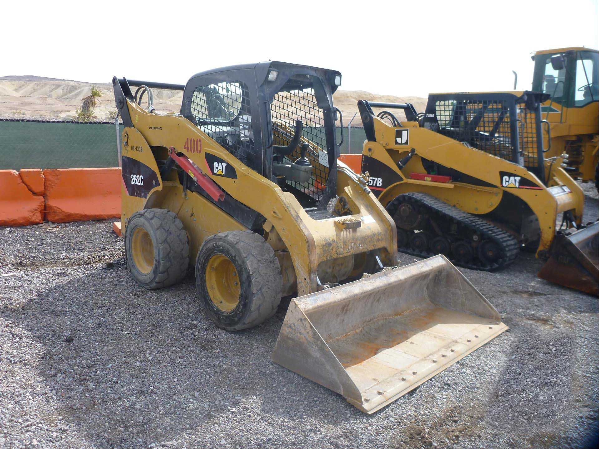 IT# 20-2009 CATERPILLAR 262C Skid Steer Loader 