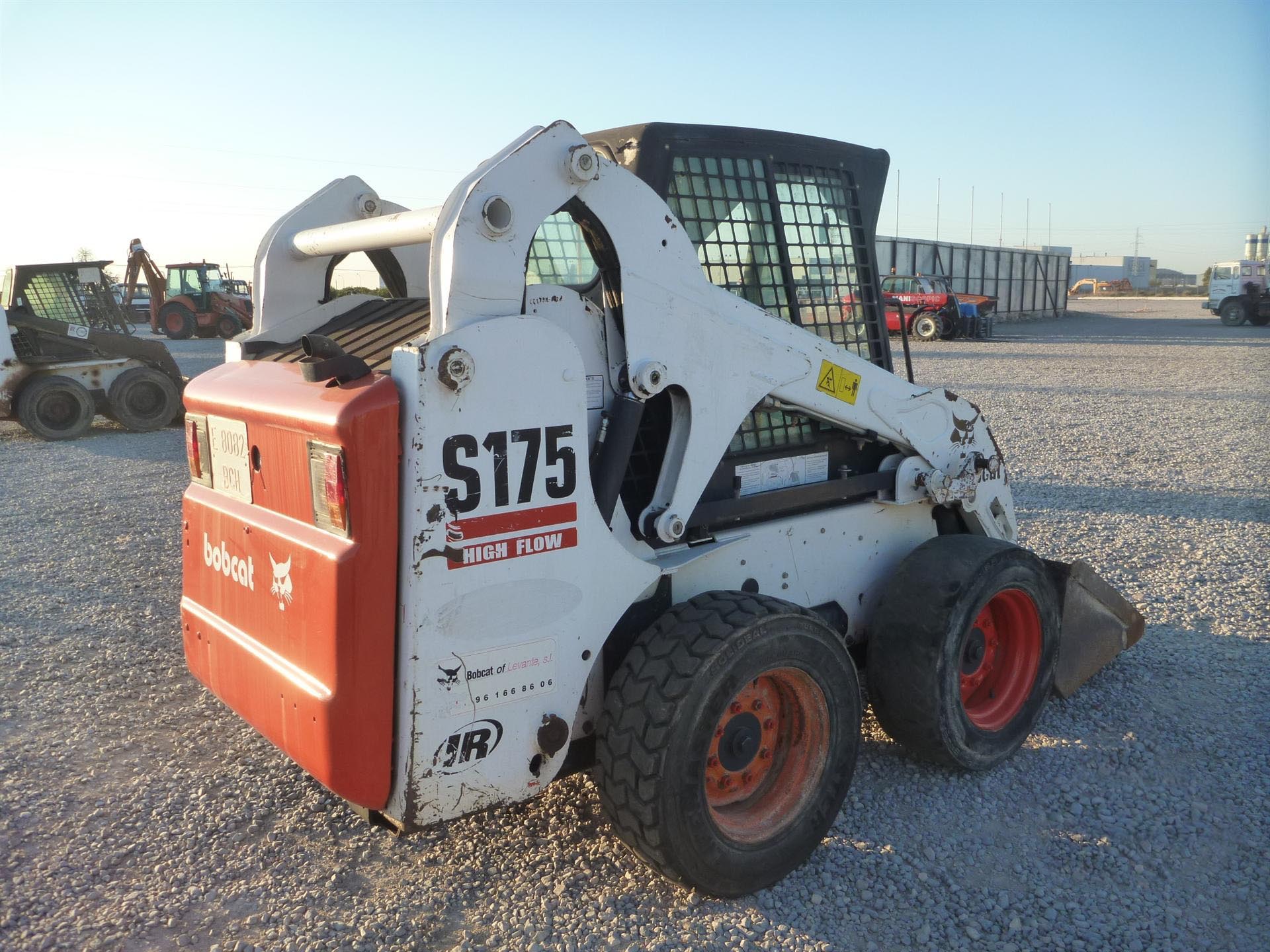 IT# 100-2003 BOBCAT S175 Skid Steer Loader 