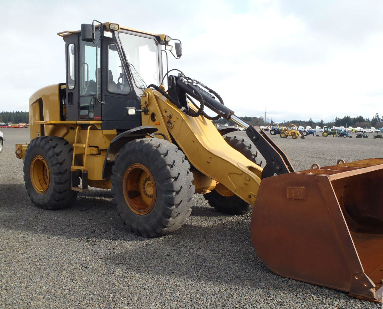  IT# 91-2003 CATERPILLAR 924G Wheel Loader 