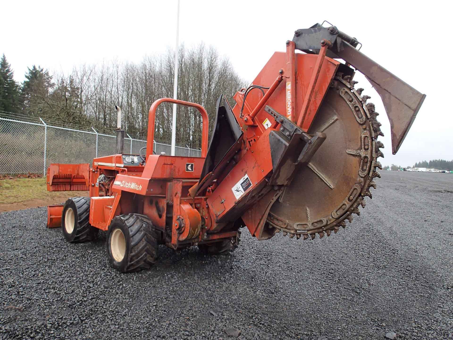 IT# 617-1994 DITCH WITCH 7610DD 4x4 Ride On Rock Saw