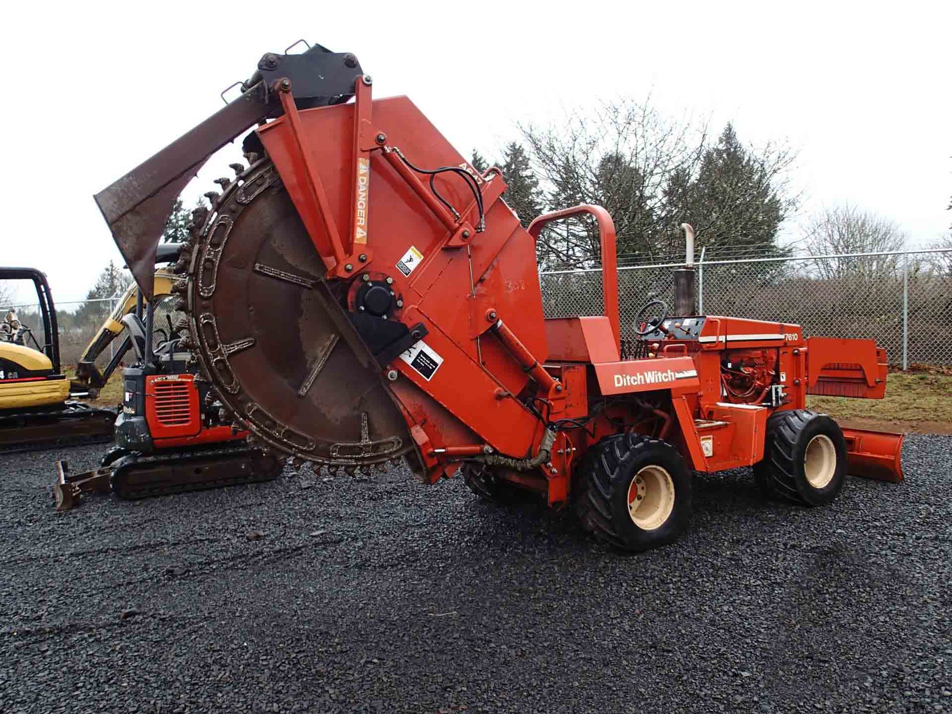 IT# 617-1994 DITCH WITCH 7610DD 4x4 Ride On Rock Saw