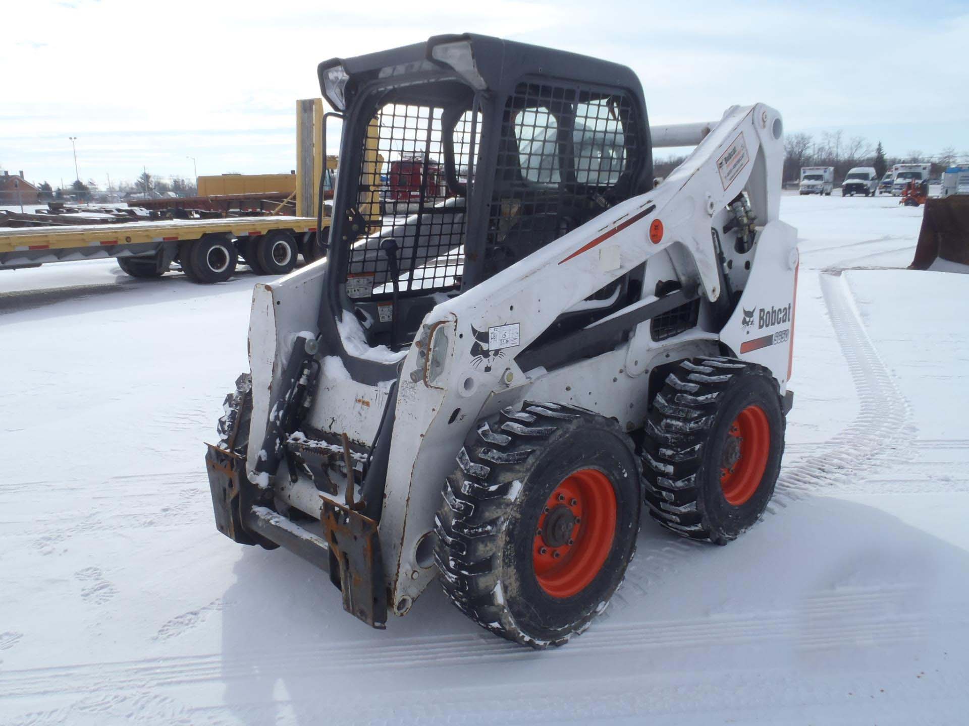 IT# 24-2012 BOBCAT S650 Skid Steer Loader