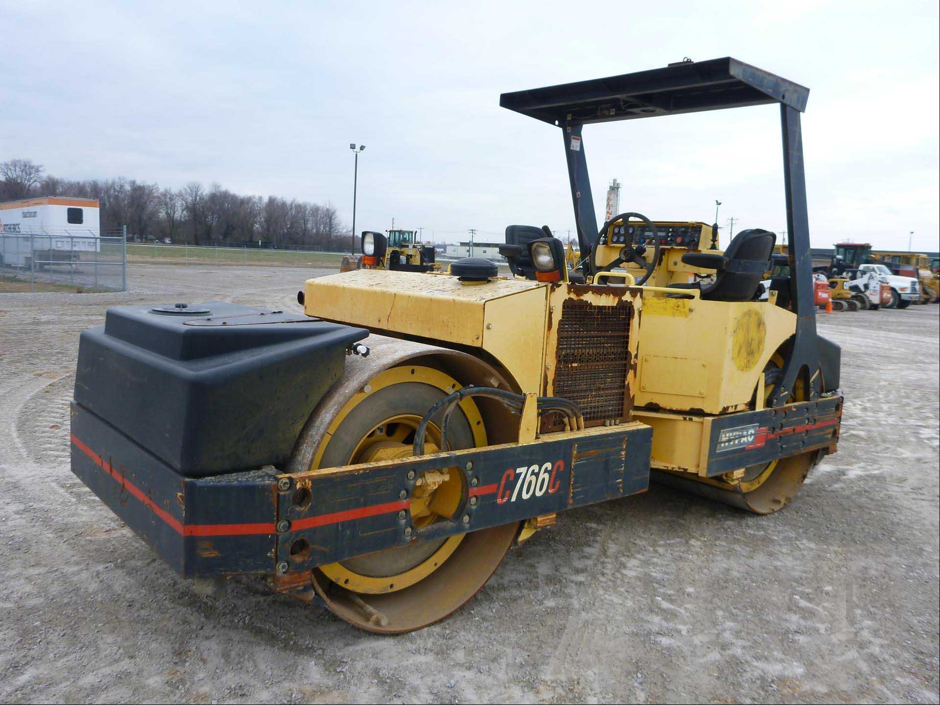 رصاصه اسفلت IT# 113-2005 HYPAC C766C Tandem Vibratory Roller 