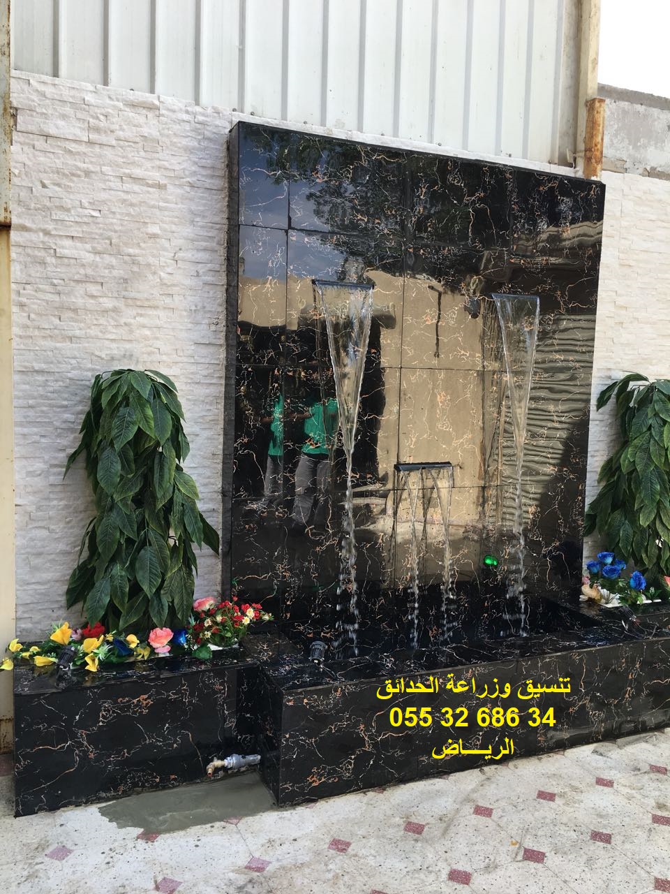 شركة تنسيق حدائق عشب صناعي عشب جداري 0553268634