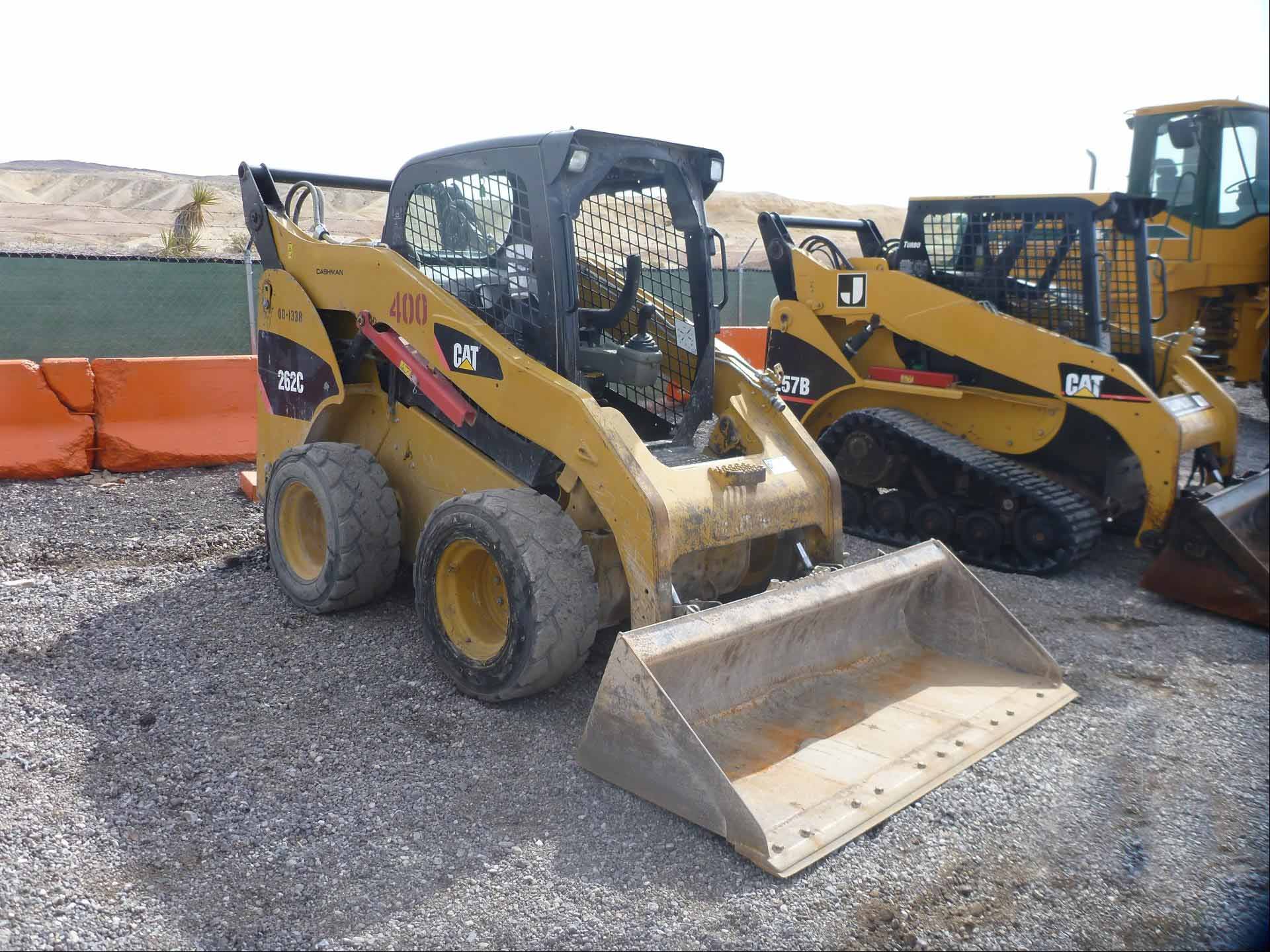 شيول كاتربلر صغير IT# 20-2009 Caterpillar 262C Skid Steer Load