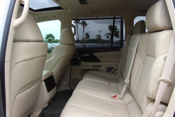 Selling on this Advert is my used GCC 2016 LEXUS LX570