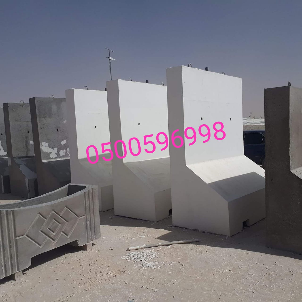 تزين حدائق خرسانية في الرياض 0500596998 حواجز طرق نيوجرسي 