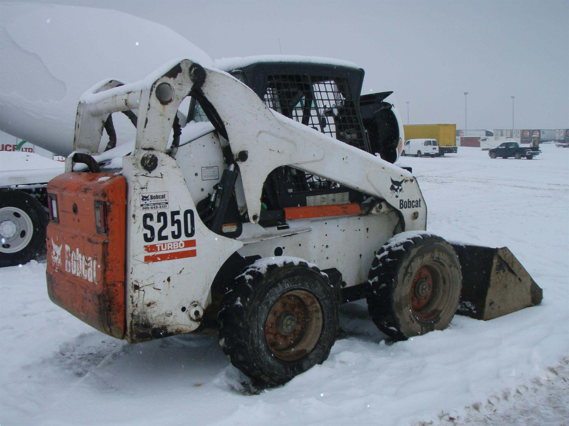 شيول بوبكات IT# 46-2004 Bobcat S250 Skid Steer Loader