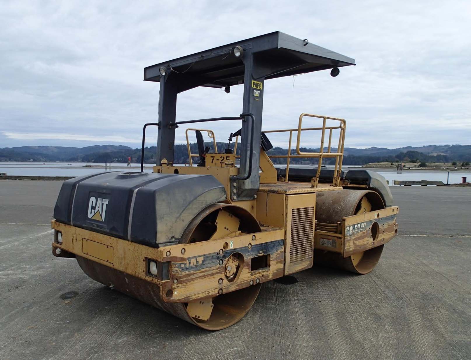 رصاصات اسفلت IT# 38-1997 CATERPILLAR CB634C Tandem Vibratory R