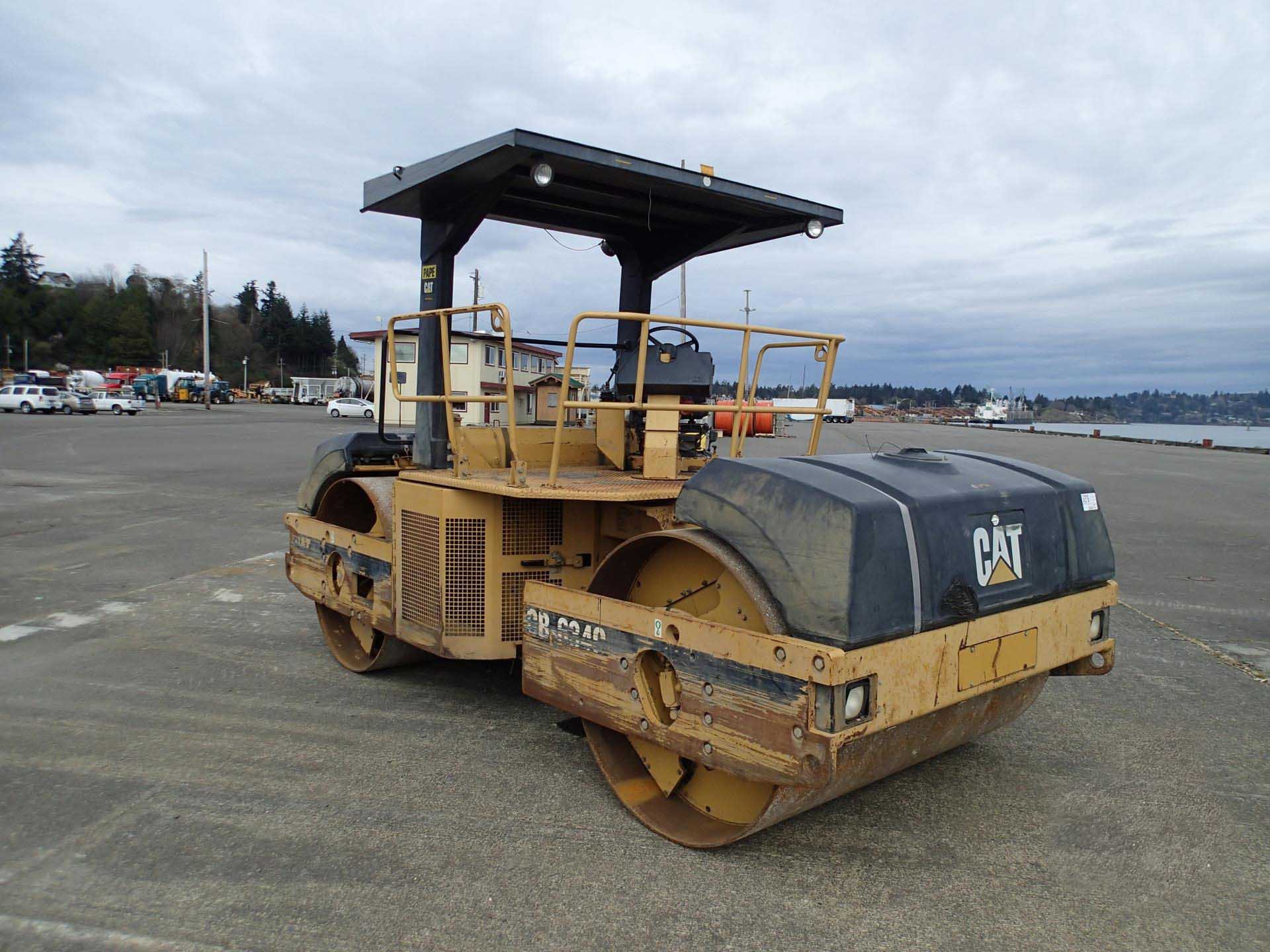 رصاصات اسفلت IT# 38-1997 CATERPILLAR CB634C Tandem Vibratory R