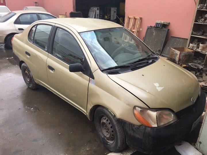 سيارة تويوتا ايكو موديل 2001 للبيع 