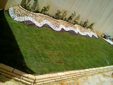 تنسيق الحدائق المنزلية تركيب الشلالات النوافير التيل الطبيعي و