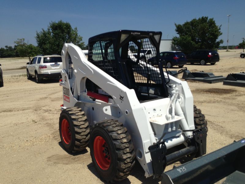 شيول بوبكات IT# 554-2005 BOBCAT S300 SKID STEER Loader