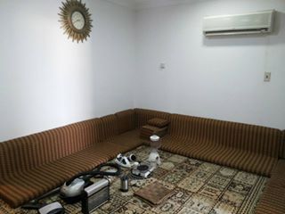 لبيع عفش شقة نظيف