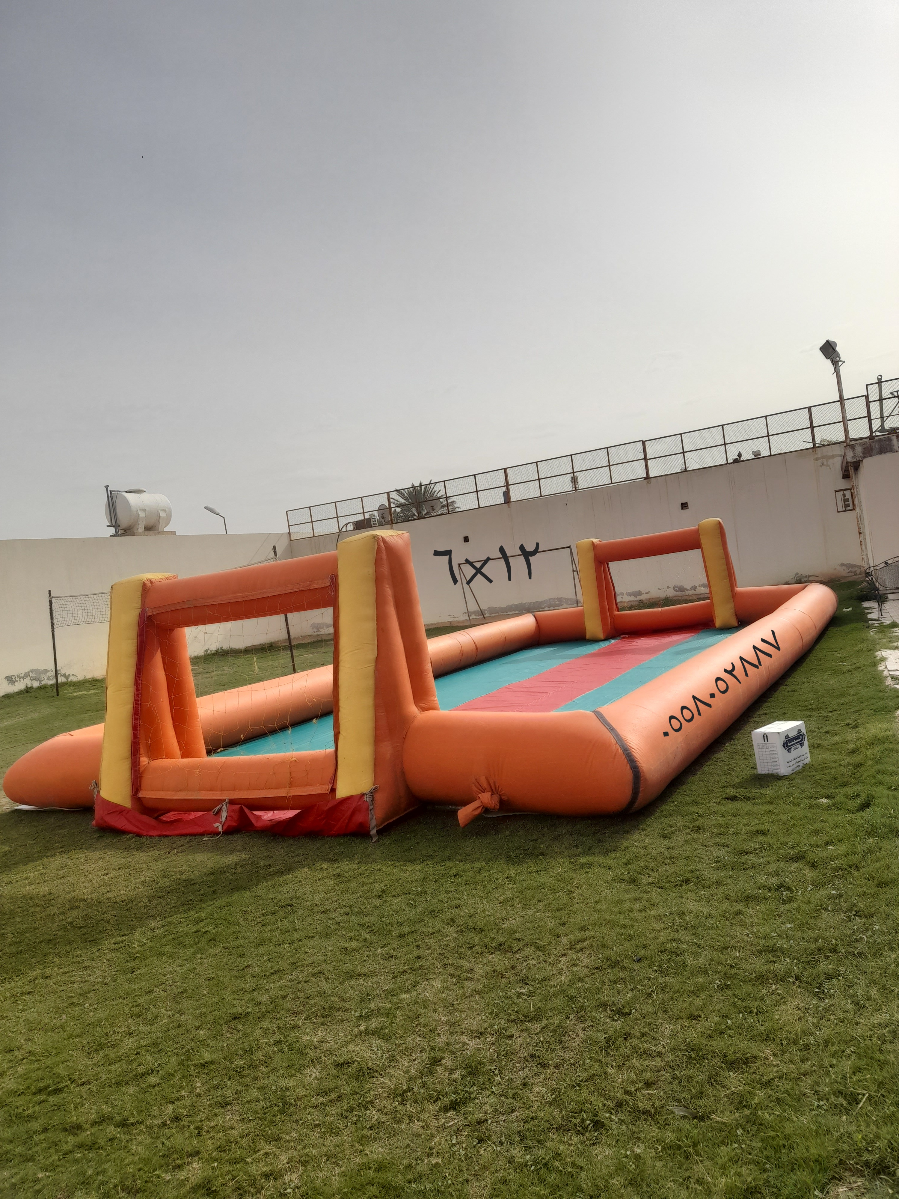 تاجير نطيطات زحاليق مائيه وجافه ملعب صابوني متاهات السويدي