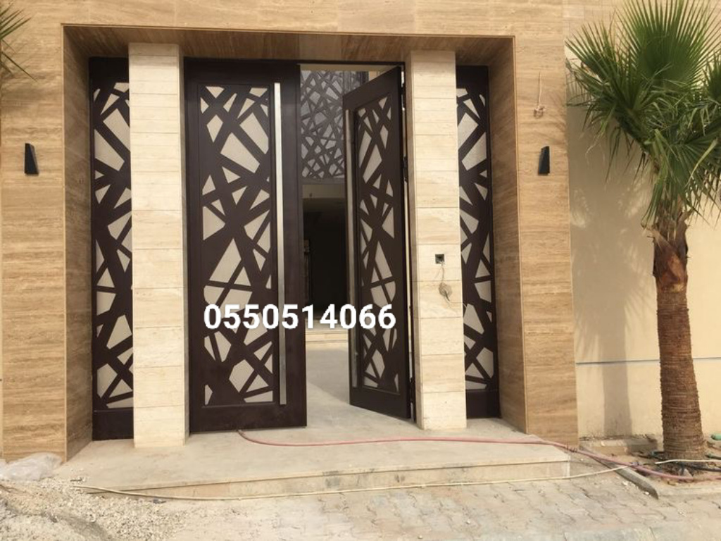 بوابات حديد للبيع بالرياض 0550514066 باترنس للأبواب الحديد