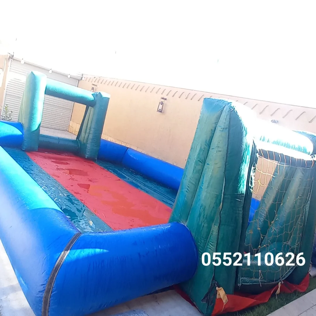زحليقه على المسبح نطيطه ملعب صابوني للإيجار 
