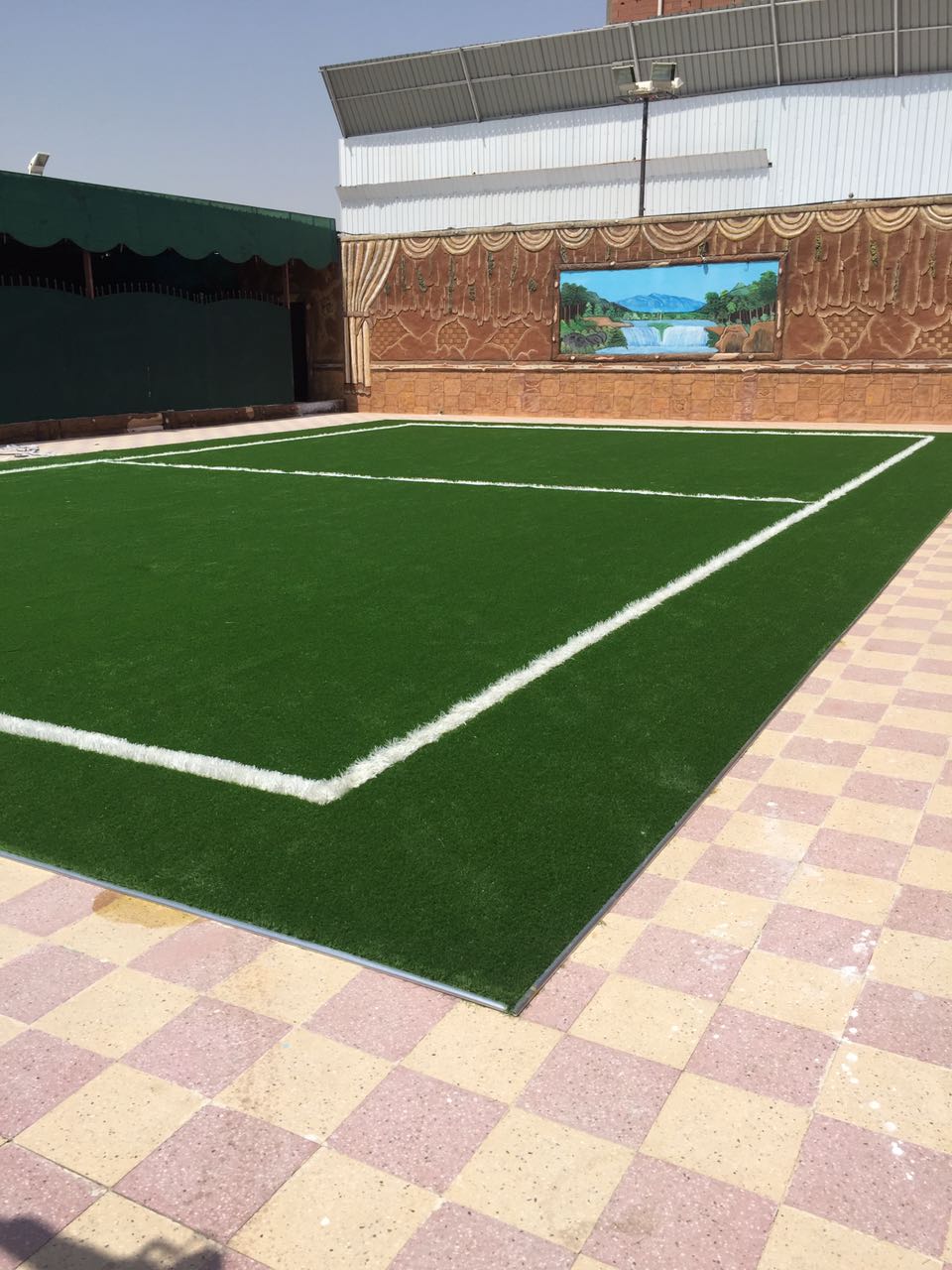 عشب صناعي  باسعار الجملة 