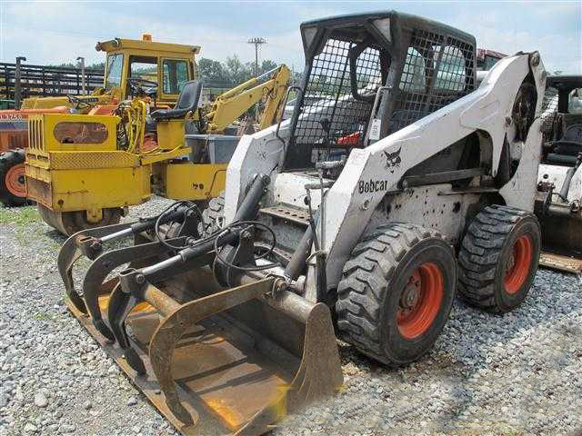 شيول بوبكات BOBCAT موديل 2005 طراز S300 رقم القطعة 723 