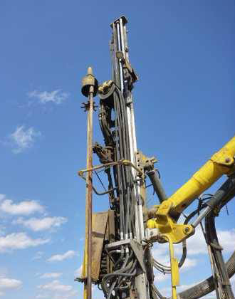 حفار دريل اطلس ATLAS COPCO موديل 2005 طراز F7-11 رقم القطعة 99