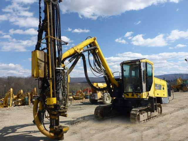 حفار دريل اطلس ATLAS COPCO موديل 2005 طراز F7-11 رقم القطعة 99