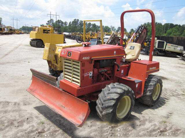 IT# 767-1996 Ditch Witch 4500DD Trencher