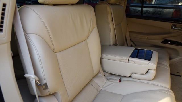 وايت لكزس LX 570 2015 بسعر في المتناول
